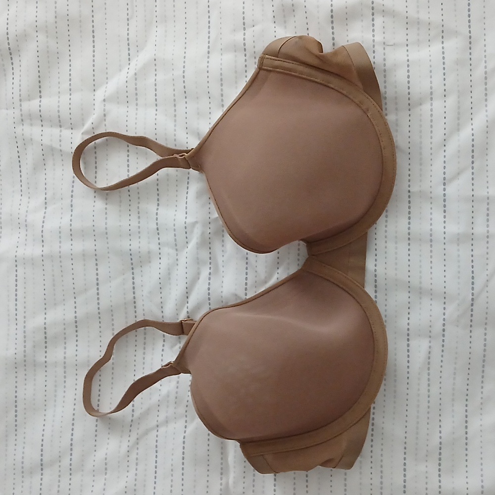CUUP THE DEMI BRA‎